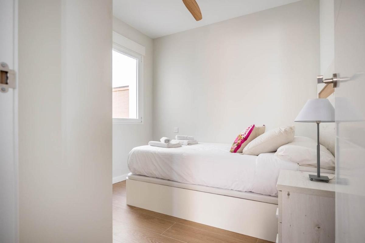 Bright Near Seville's Historic Center Apartment Seville