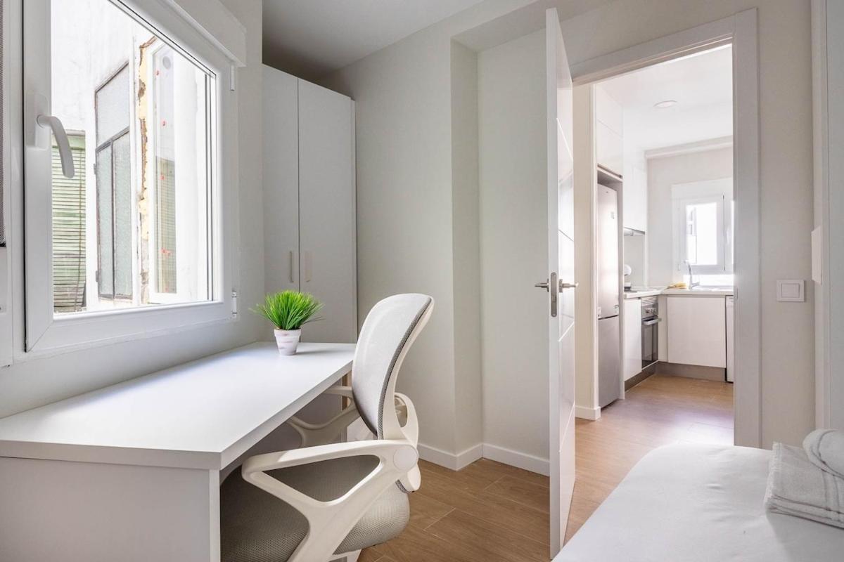 Bright Near Seville's Historic Center Appartement *